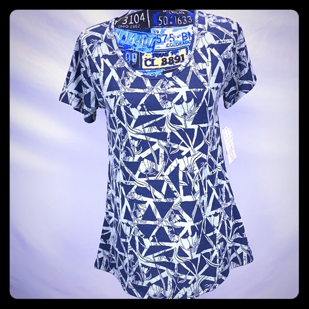 LuLaRoe Classic T Top Size XS Extra Small
